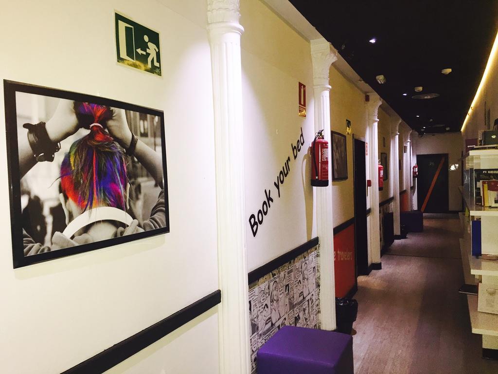 Hostels Meetingpoint Madri Exterior foto